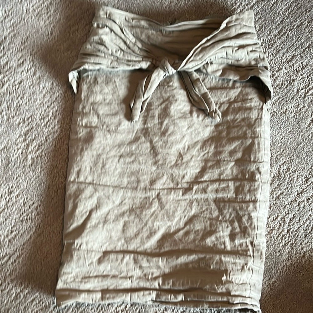 Beautiful skirt by Nicole miller Artelier
